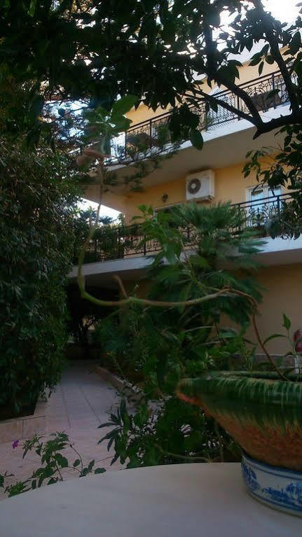 Okeanis II Aparthotel Kato Daratso Buitenkant foto